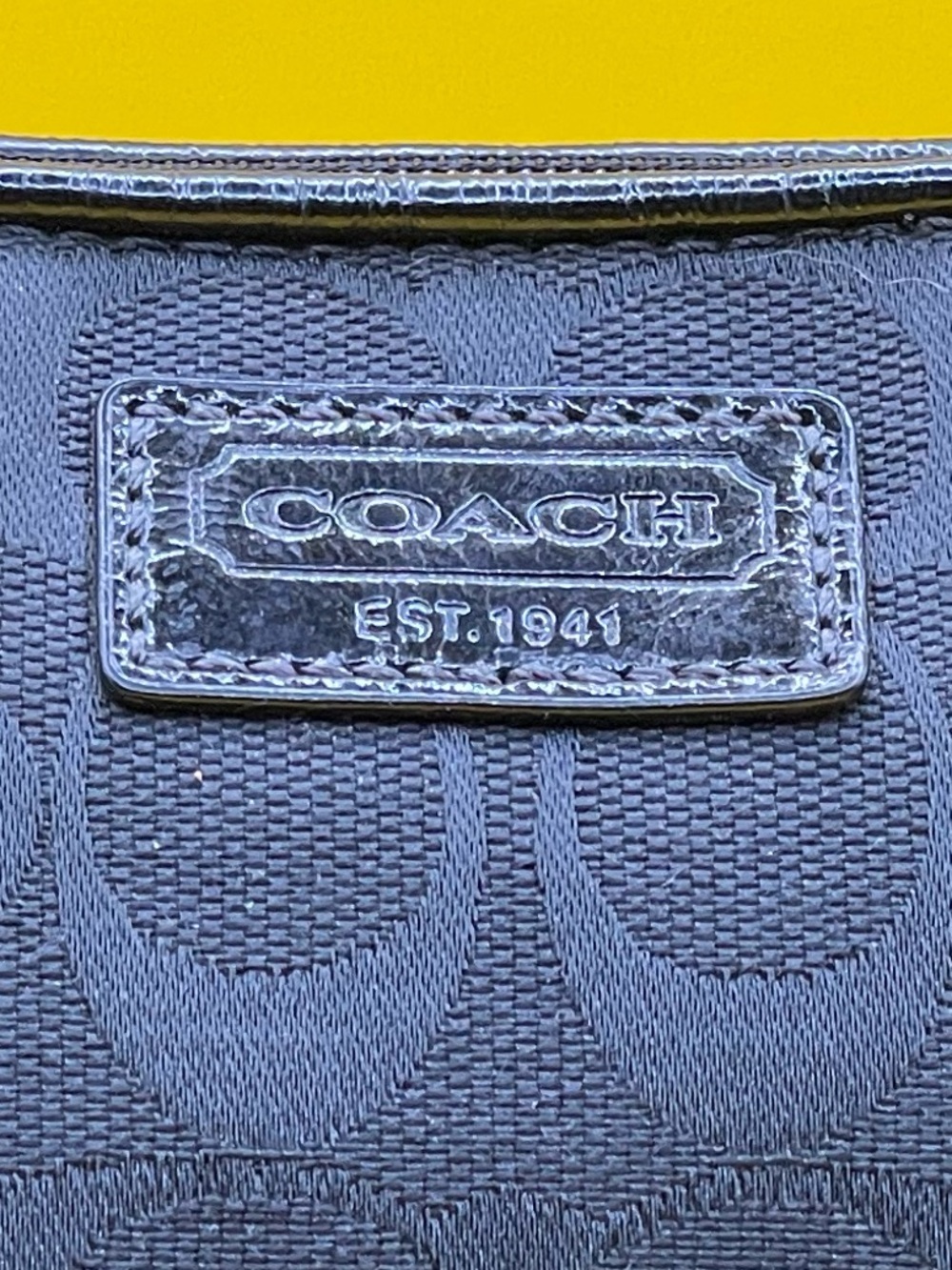 Coach Black Signature Jacquard Large Cosmetic Pouch COA Authenticed 9”x 2.5”x5” - Picture 11 of 11